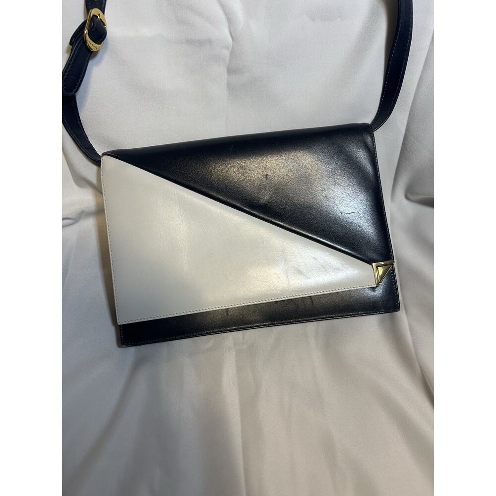 Vintage Salvatore Ferragamo Firenze 8 Leather Crossbody Navy White Italy Rare